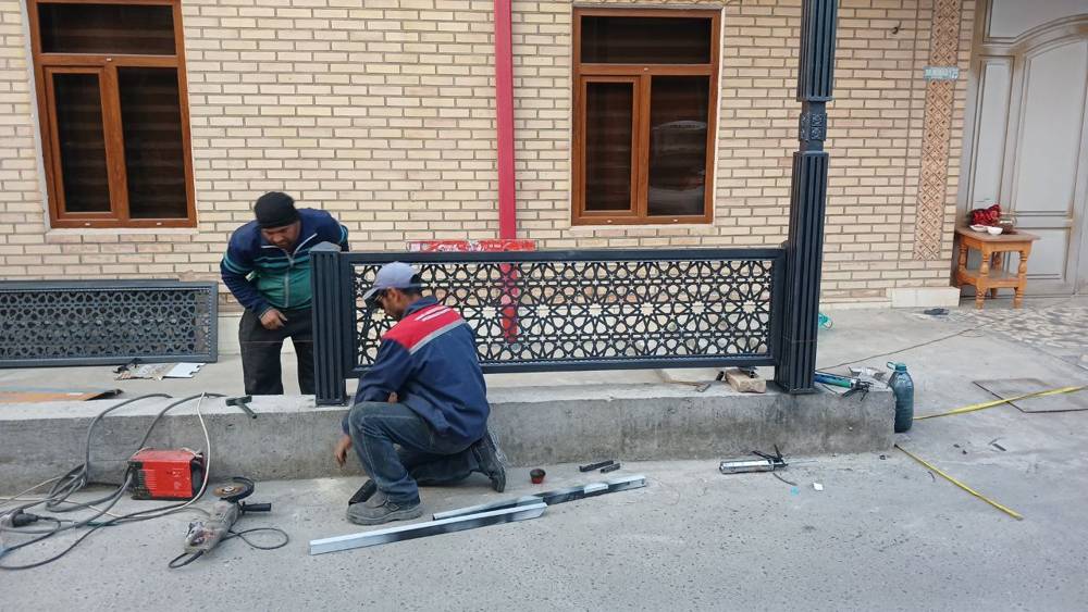 Naqshli balkon panjarasi